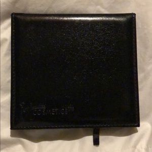 It! Cosmetics Eye Shadow Palette with Dual Brush